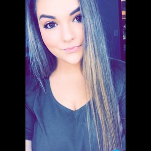 Meet your Posher, Angela